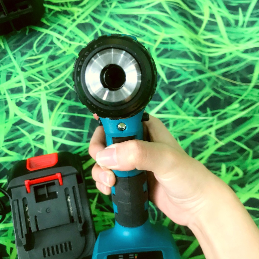 Máy khoan pin chạy từ 36v Makita không chổi than lõi đồng, 2 pin, tặng phụ kiện