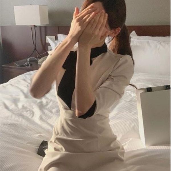 Váy Đầm thiết kế cao cấp 🐝 váy thiết kế thanh lịch sang trọng🌺 | BigBuy360 - bigbuy360.vn