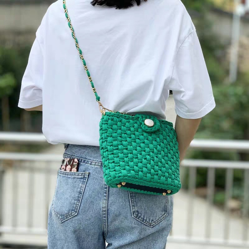 Đáy Túi Xách Da PU Màu Trơn Đính Đinh Tán Hình Oval 18 * 5Cm