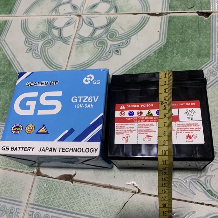 Bình điện GS (12v _ 5Ah )gắn xe clik va vario đời 2017 kích thước bình ( 11 x 10.5 x 7 )