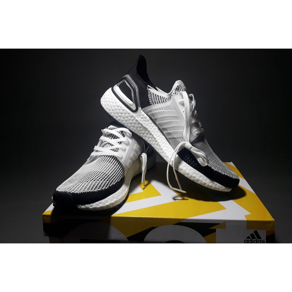 xiêu giảm giá ⚡ Chuẩn Auth Giày sneaker ultra boost 2019 Black White | Sale Rẻ | Có Sẵn 2020 . new 2020 . rẻ vô địch ` _