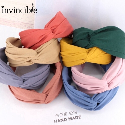 Băng đô phối nơ phong cách thời trang cho nữ