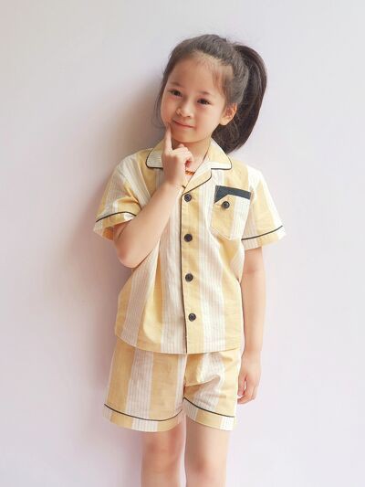 Pyjama cộc kẻ trắng vàng Beemon