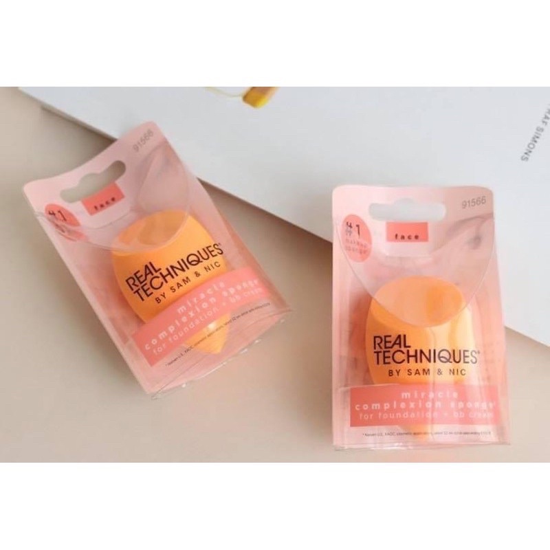 Mút tán kem nền - Real Techniques Miracle Complexion Sponge chuẩn auth