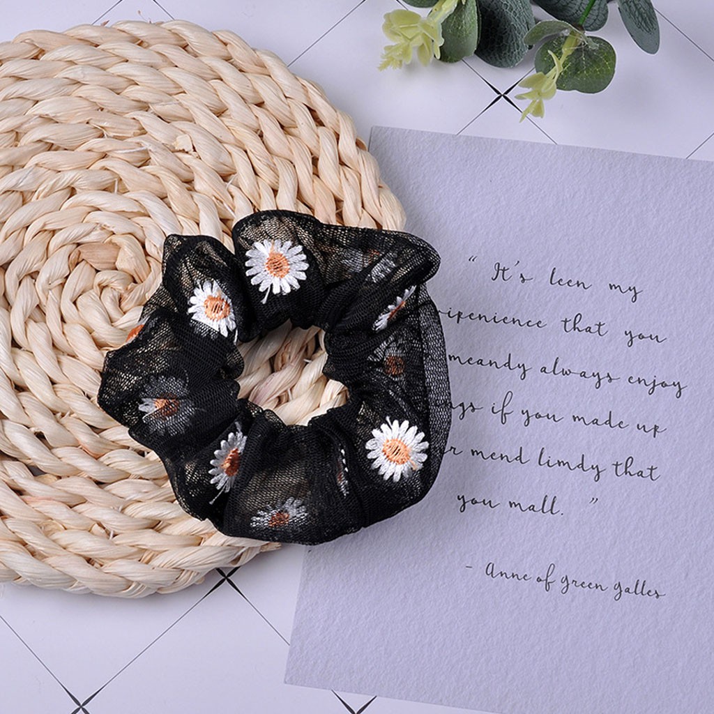 Cột tóc vải thêu Hoa Cúc Scrunchies CT40