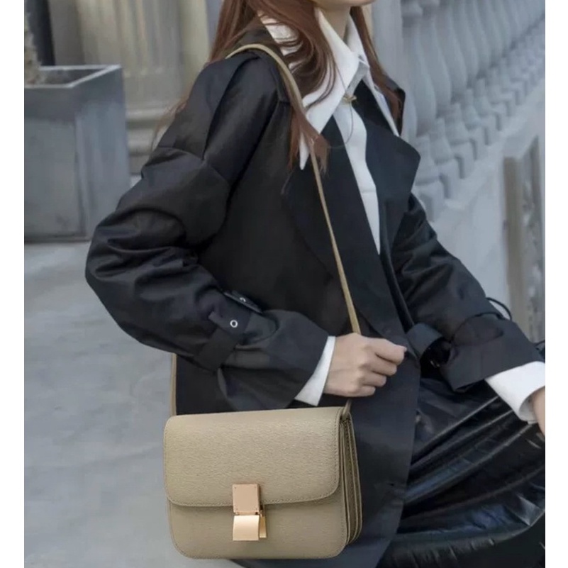 Túi pretty fit hàng auth tuồn màu kem