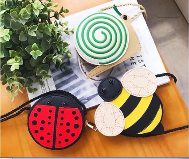 Túi mini Ong Bọ Ốc Sên