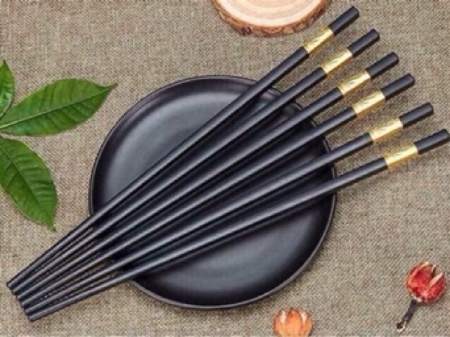 𝐅𝐑𝐄𝐄 𝐒𝐇𝐈𝐏   hộp 10 vỉ đũa ăn  mạ vàng cao cấp