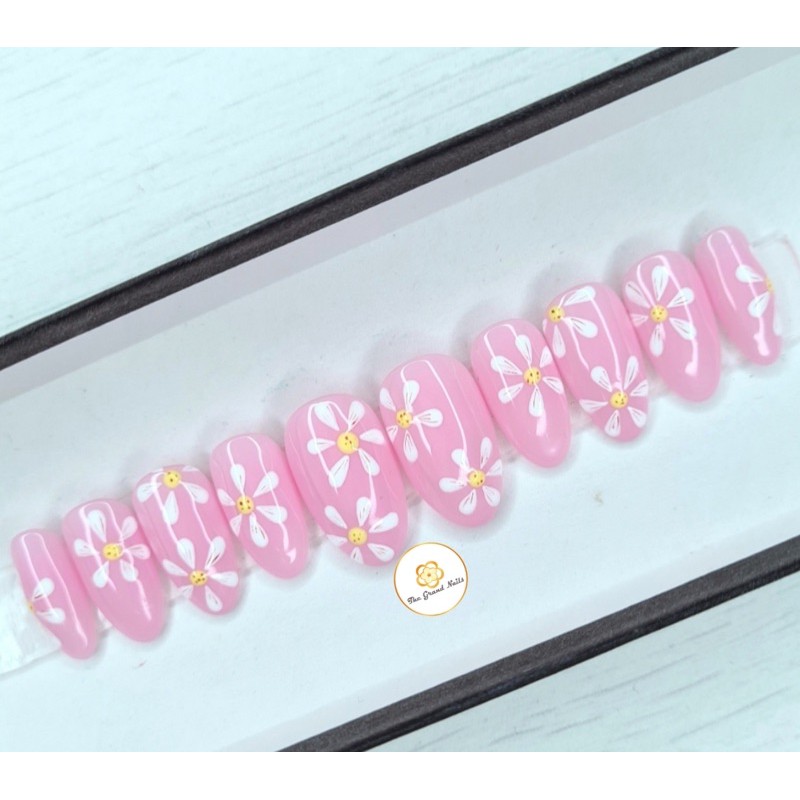 nailbox móng úp thiết kế Hồng thạch hoa cúc trắng inbox chọn size &amp;shape đầy đủ phụ kiện CÓ NOW SHIP