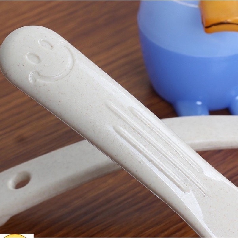 Muôi xúc cơm sọc dọc mặt cười cao cấp, Thìa xới cơm nhựa lúa mạch