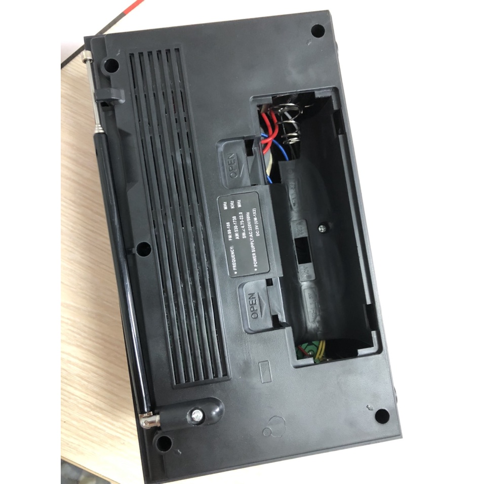 RADIO NGHE NHẠC SW-001UAR