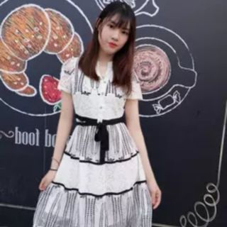 (Freeship) Đầm trắng phối đen Diana