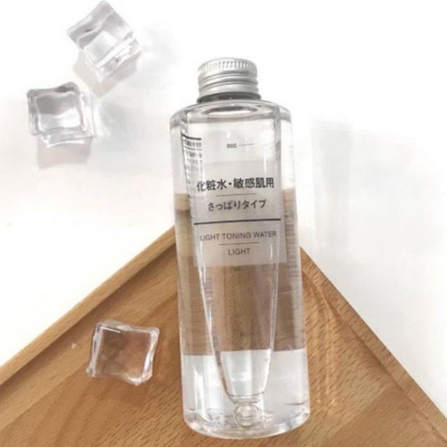 Lotion Muji Light Toning Water – Light