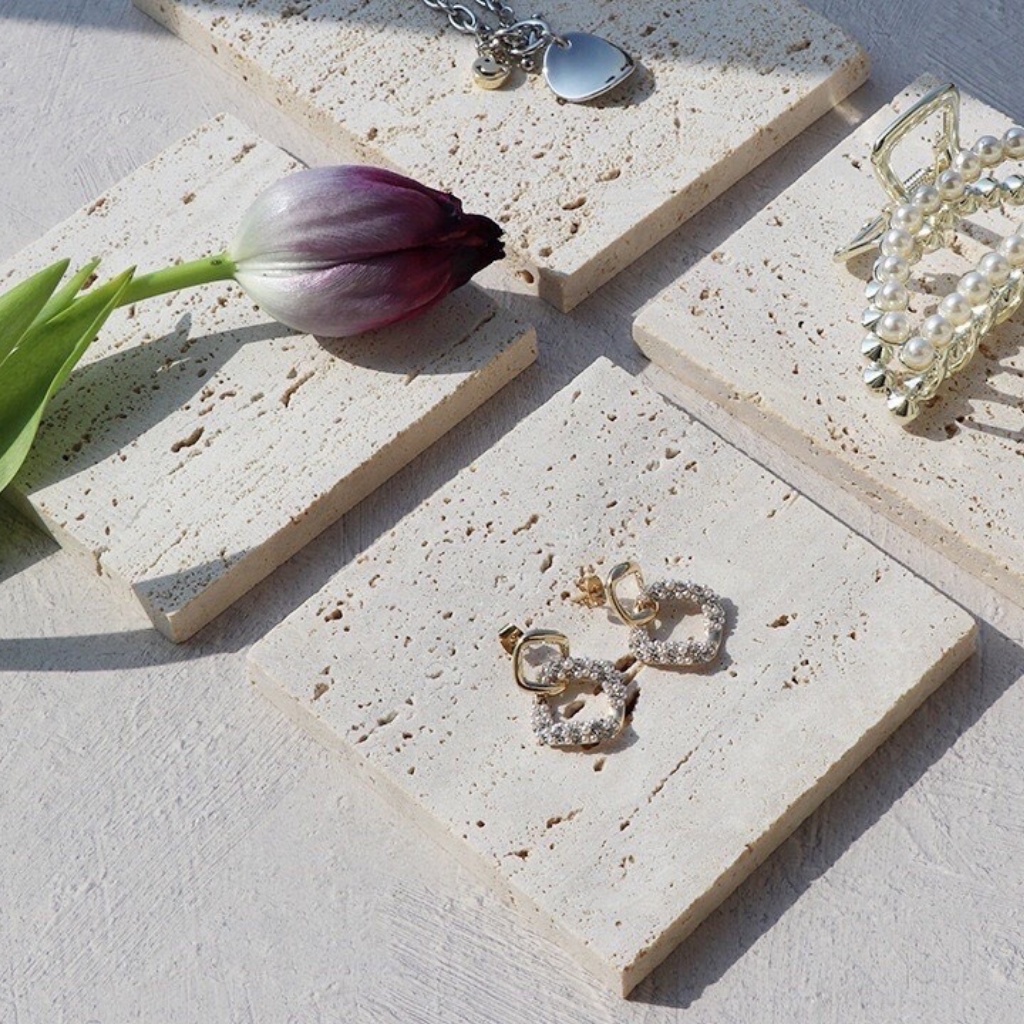 Miếng đá trưng bày mẫu nail chụp ảnh chuyên nghiệp