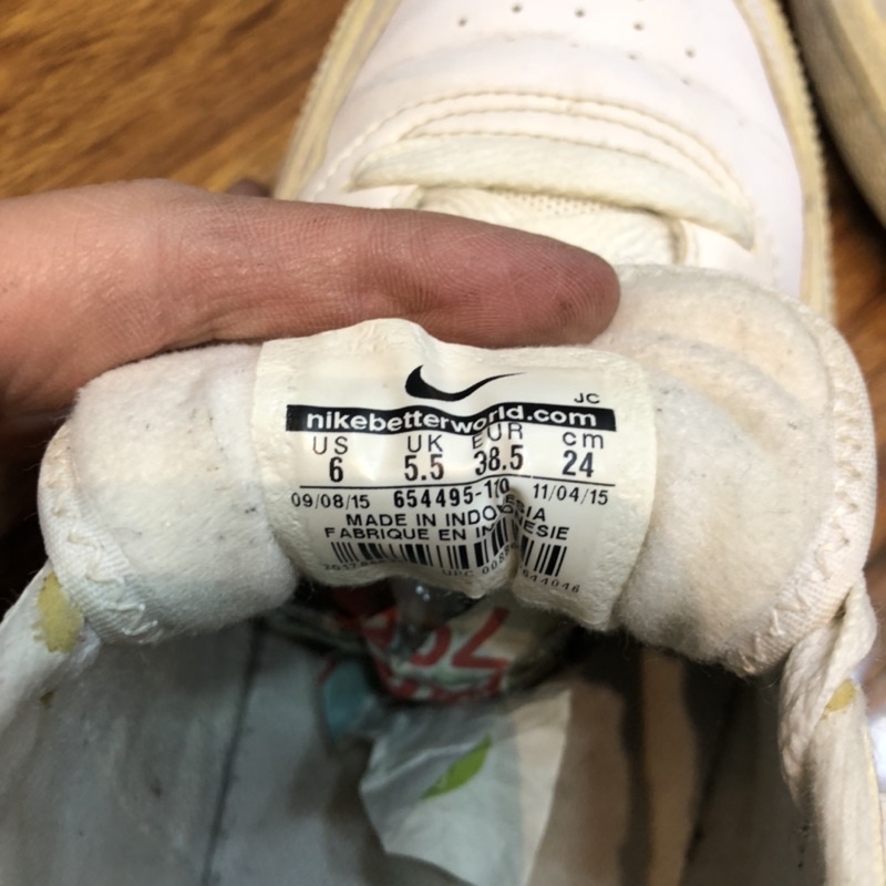 Giày thể thao sz 38