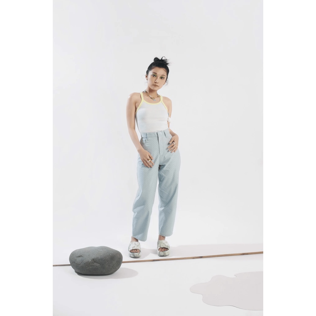 Solid Checked n Striped - Quần Dài Nữ Hoạ Tiết Hoa Chìm - Misty Wish Pant