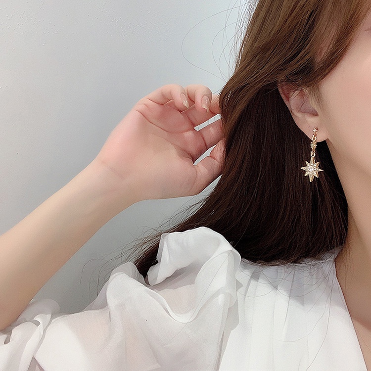 Khuyên tai kẹp không bấm lỗ chốt điều chỉnh K021 bằng hợp kim mạ vàng hình mặt trăng ngôi sao đính đá dáng dài Leous