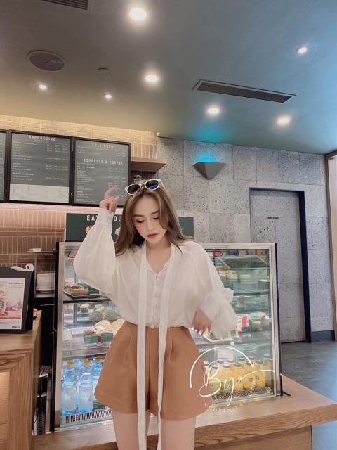 Quần sóc gấm bồng