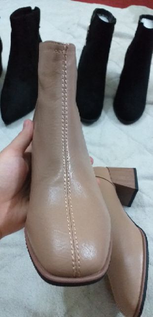 Boot da hãng dusto