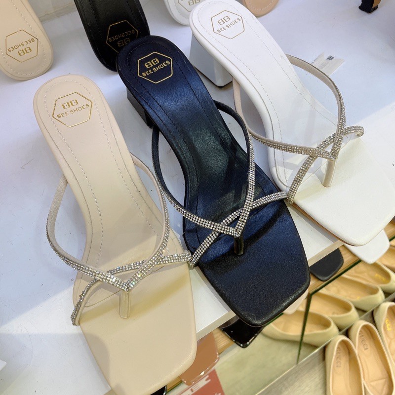 BEESHOES - GUỐC NỮ MŨI VUÔNG XỎ NGÓN ĐÁ - GUỐC NỮ MŨI VUÔNG ĐẾ VUÔNG CAO 3 PHÂN SẴN MÀU ĐEN - KEM - TRẮNG 210371