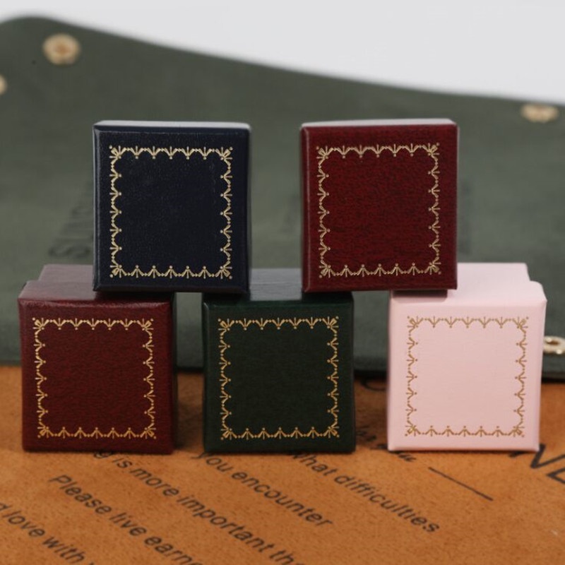 Hộp đựng nhẫn cưới Mini đính đá phong cách retro