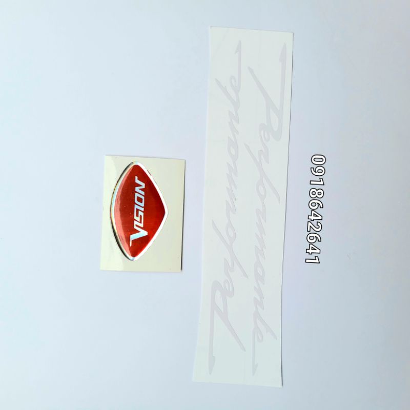 Combo tem chữ performante chìm và logo mặt nạ vision như zin