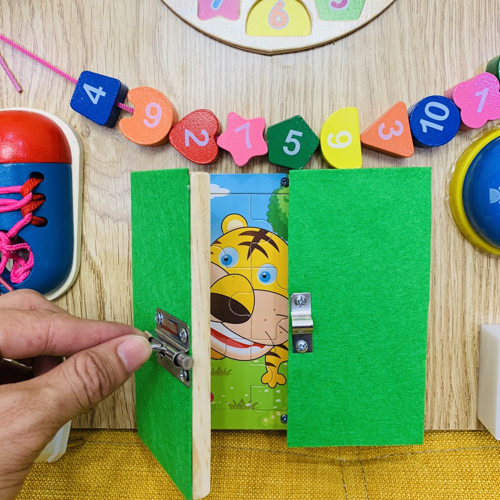 Bảng Bận Rộn Busy Board Benrikids BR03 Giúp Bé Rèn Luyện Tư Duy Logic