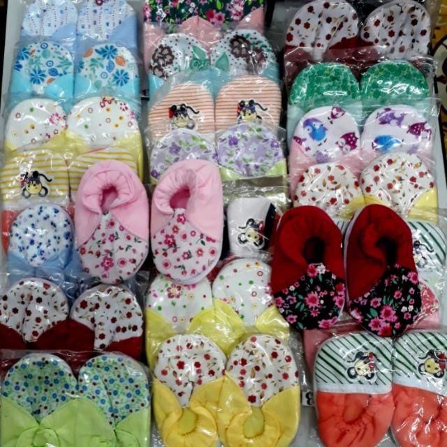 Giầy vải sơ sinh