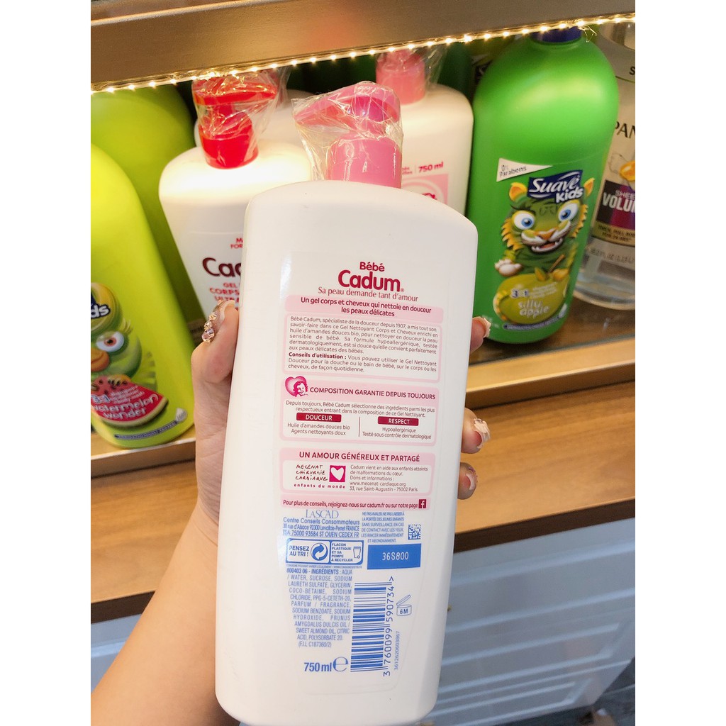 Sữa tắm Cadum 750ml cho bé.