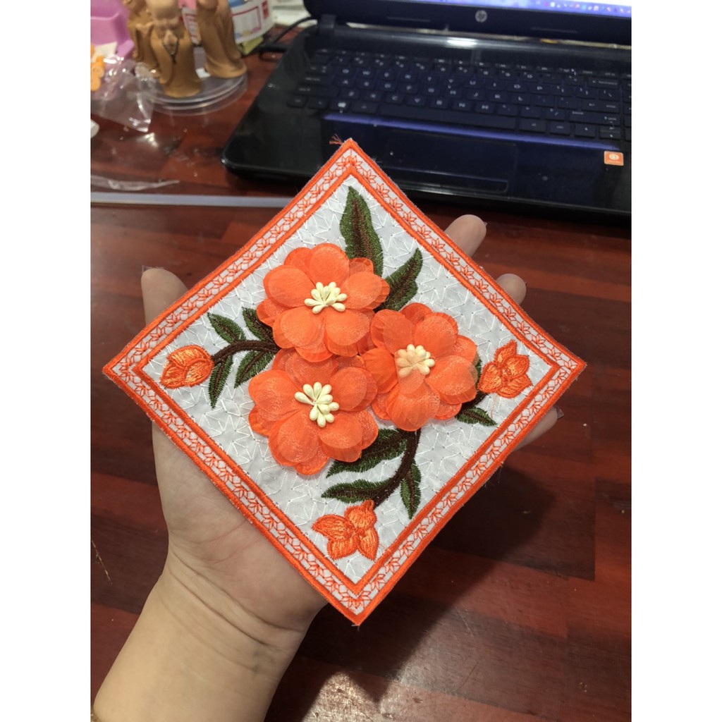 tấm vuông hoa 14cm xinh xắn