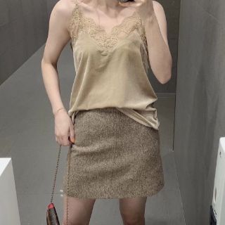 Áo hai dây len nhẹ phối ren