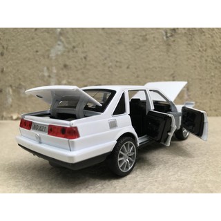 Mô hình xe Volkswagen SATANA 1:32