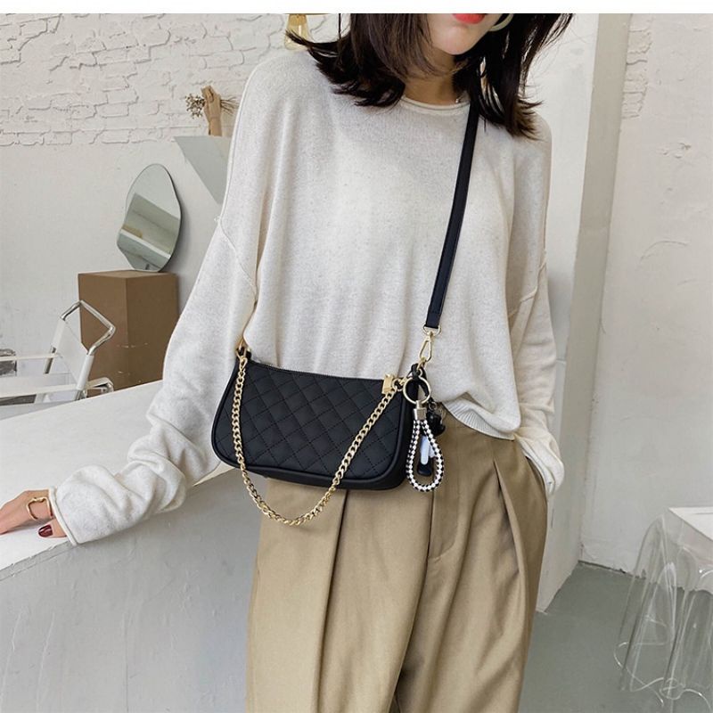 Túi Kẹp Nách ,Túi Xách Nữ Đeo Chéo Dây Xích Tặng Kèm Gấu