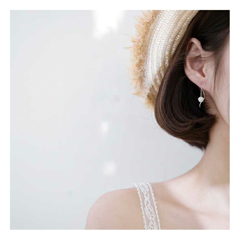 Khuyên tai nữ mạ bạc 925 cao cấp bông tai dáng dài mềm mại hình hoa bồ công anh CINLA KT002