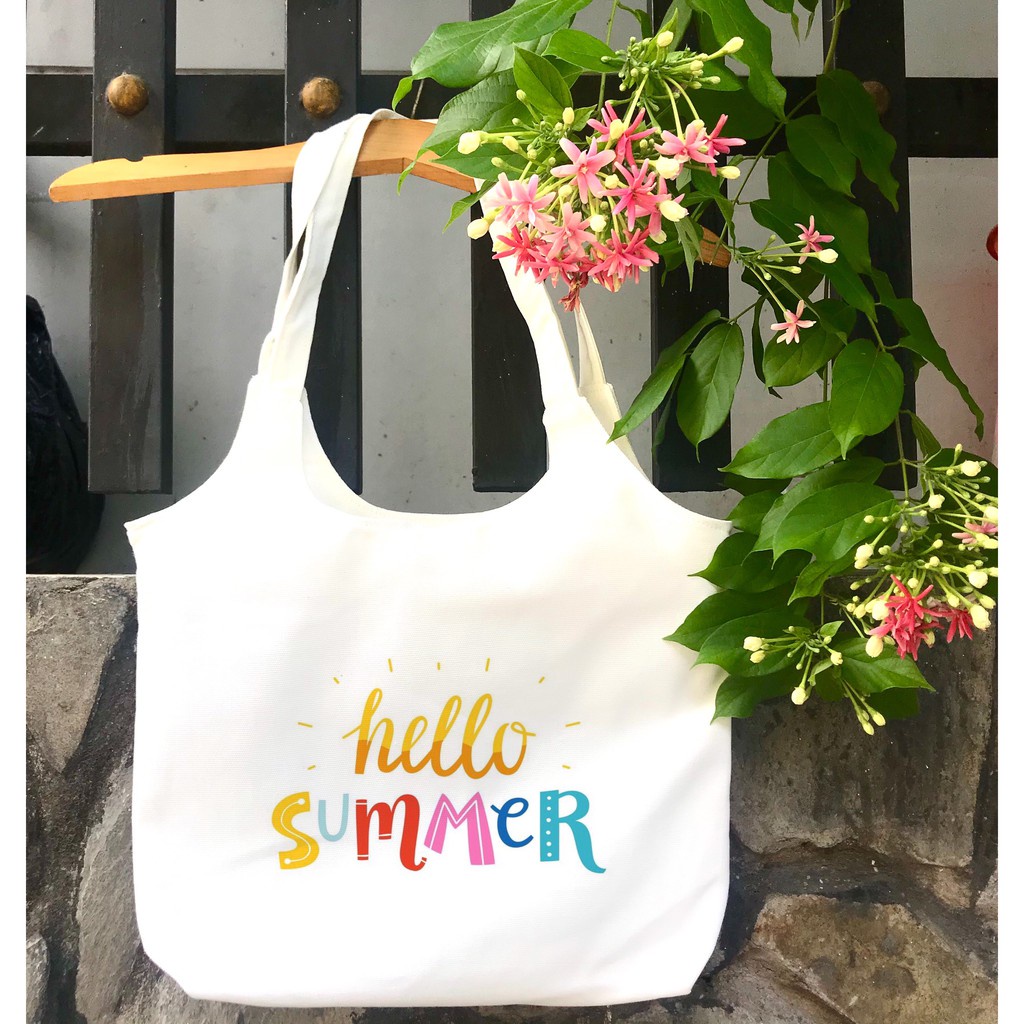 TOTE CANVAS SUMMER FORM TRÒN TÚI VẢI ĐEO VAI BAG NÚT BẤM SIZE LỚN AOMIVN DU LỊCH DẠO PHỐ CÁ TÍNH