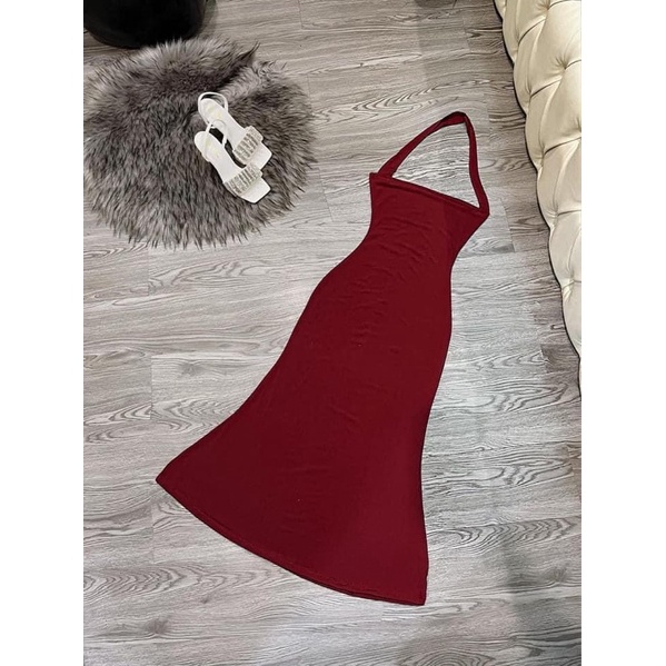 Đầm body chồng cổ đuôi cá - CarotShop