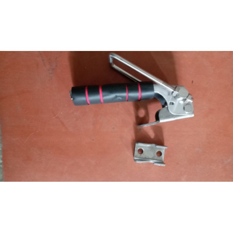 Bộ tay khóa tủ cơm 6 khay ,9 khay, 12 khay. chất liệu inox, tay bọc xốp chất lương cao, bền đẹp