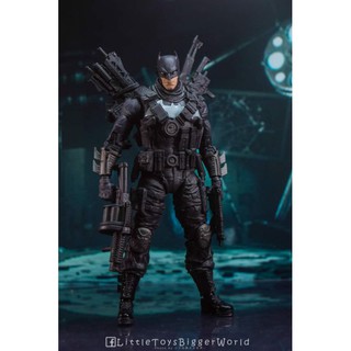 Mô hình McFarlane The Grim Knight