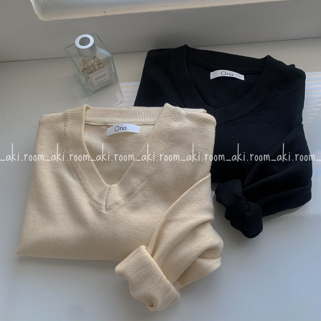 Áo len trơn chất mềm mịn cổ tim viền dọc tay cổ | BigBuy360 - bigbuy360.vn