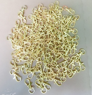 KHOEN CÀNG CUA ( Màu Vàng ) 1cm x 3,2cm