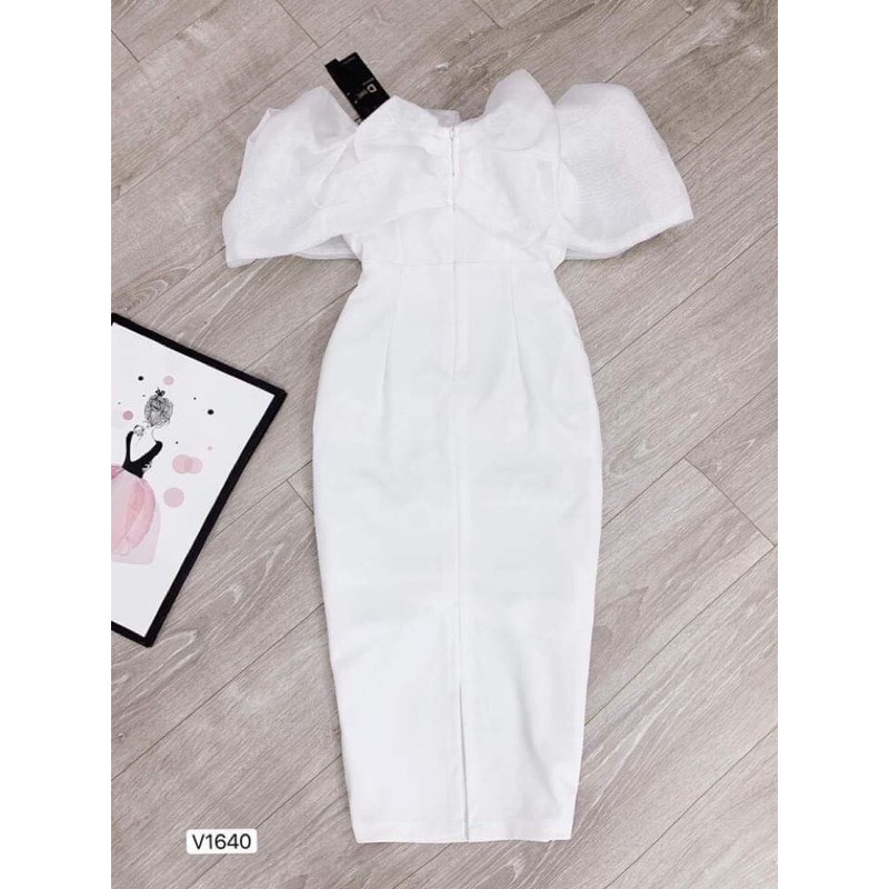 V1640 váy body trắng trễ vai