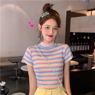 Áo croptop màu pastel siêu xinh