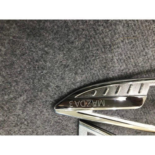 Ốp Viền Đèn Pha, Hậu xe Mazda 3 đời 2020 - 2021- 2022 mạ crom cao cấp