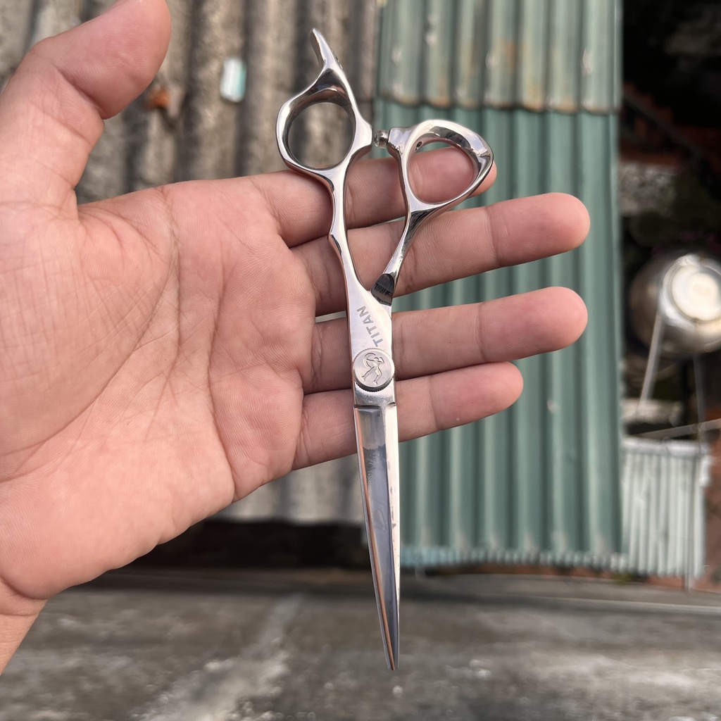 Kéo cắt tóc Titan thép 440C sắc bén bền bỉ - TT630