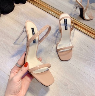 Sandal gót trong
