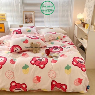 Sét Ga Gối kèm Vỏ Chăn EV 194 Gấu Lotso Dâu Tây ga hồng, 100% cotton living nhập khẩu cao cấp, đủ size