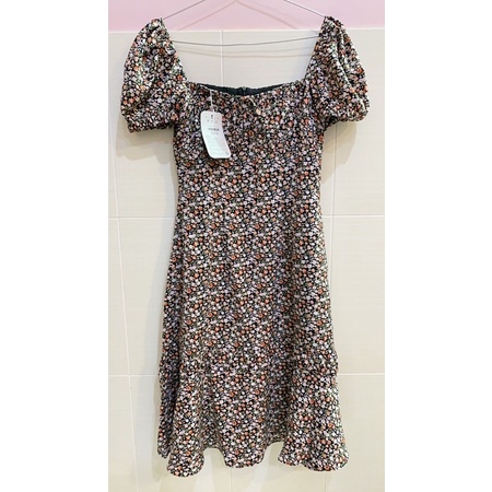 Váy Dahlia square neck size S