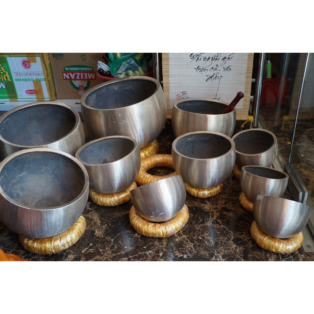 Chuông Huế 2 tay đường kính 13cm