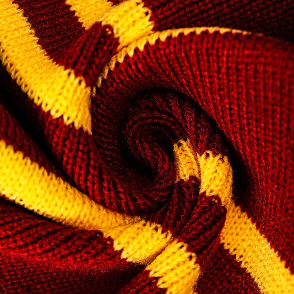 Khăn choàng dài và dày phong cách Harry Potter