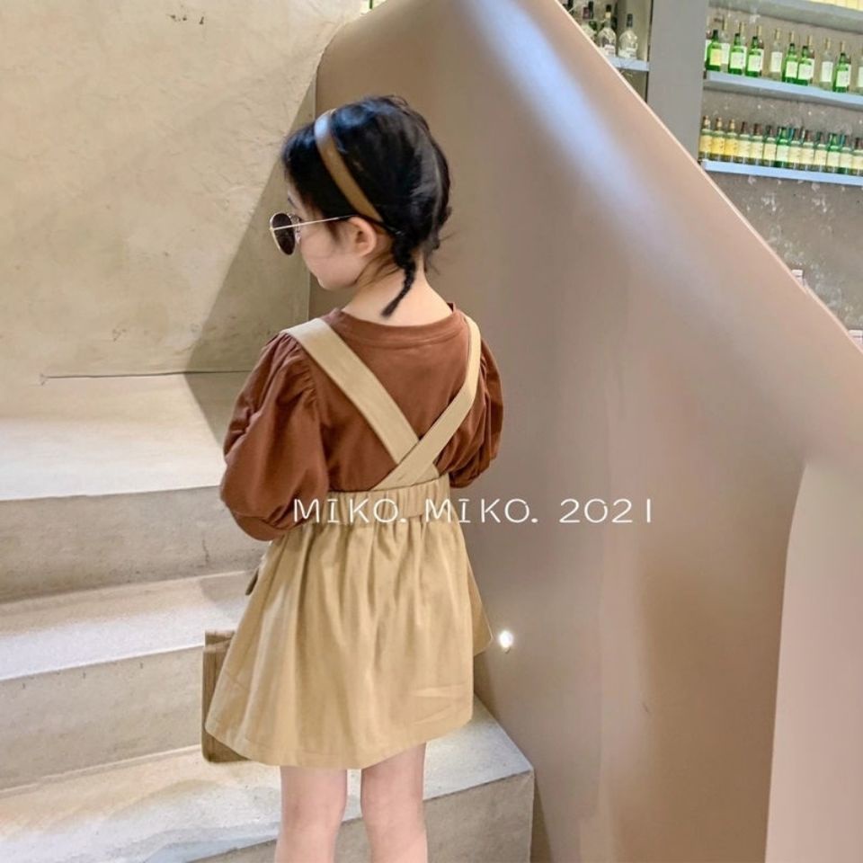 Set áo thun tay phồng màu nâu phối váy yếm denim thời trang xinh xắn cho bé gái 1-9 tuổi